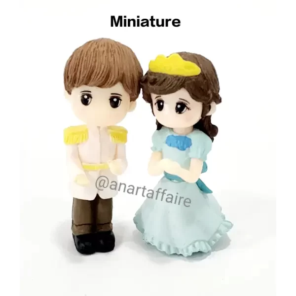 couple Miniature