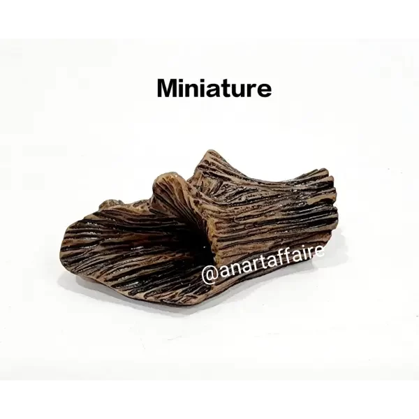 Log Miniature