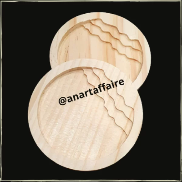 Pine wood coaster