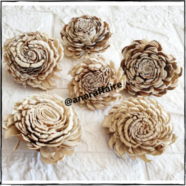 soft wooden flowers